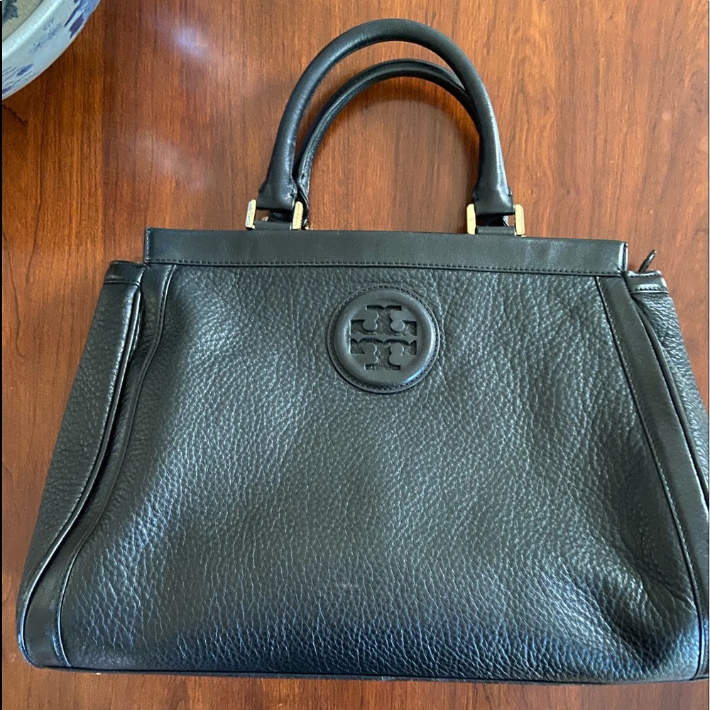 Tory Burch hand bag.
